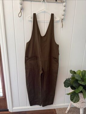 NWT Better Be Baggy Jumpsuit